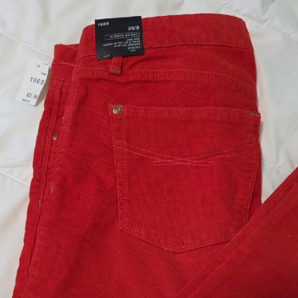 Gap 1969 Always Skinny Women's Red Corduroy Jeans, Size 29/8 NWT